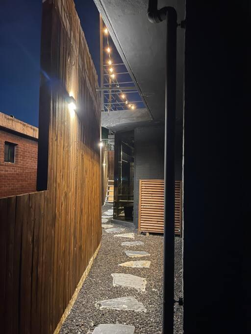 Apartment Azit Under Namsan Mt *